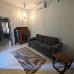 Apartment Stylish Retro, Il-Furjana